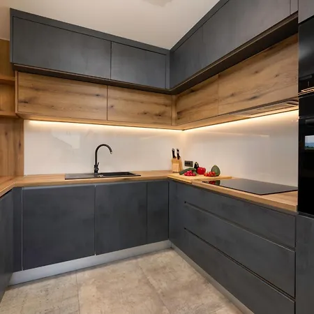 Volare Vrbnik (Primorje-Gorski Kotar)