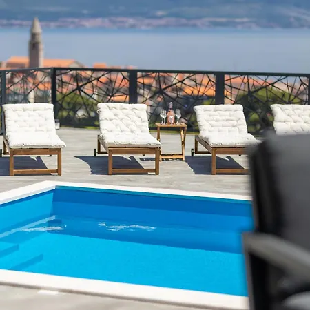 Volare * Vrbnik (Primorje-Gorski Kotar)