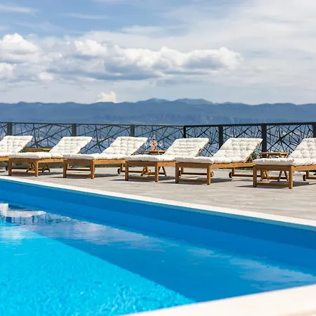 Volare Villa *